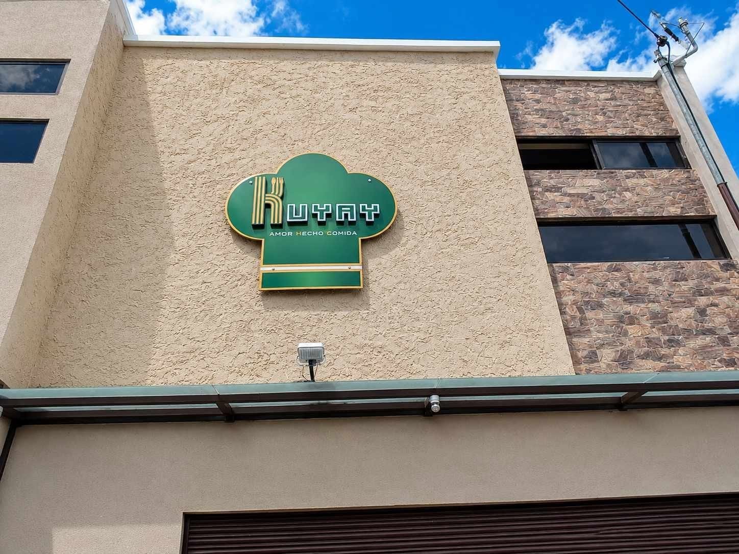 Letras 3D en caucho con forma personalizada para restaurante